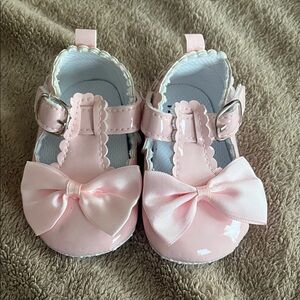 Pink Baby Shoes with Bow